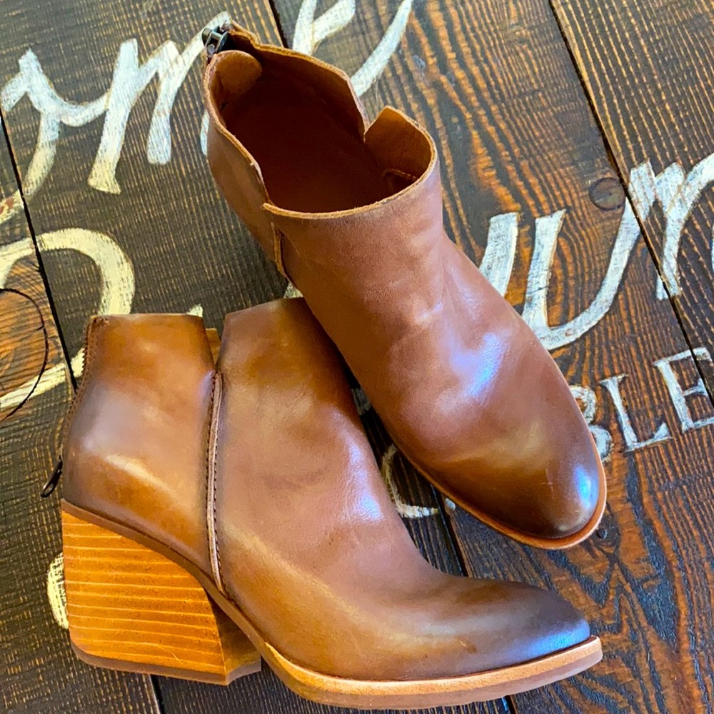 Kork-Ease Chandra Booties